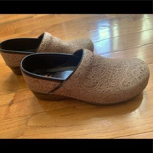 Dankso shoes size 41